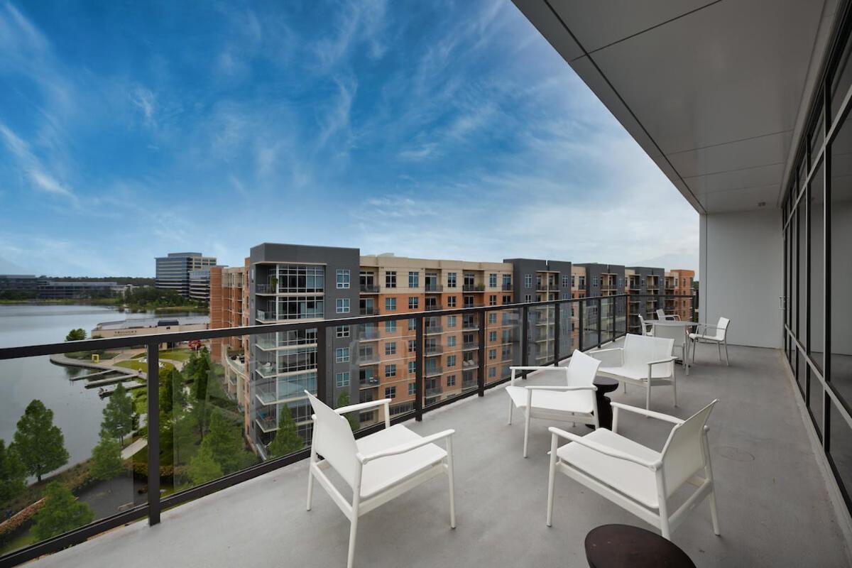 The Executive Suite The Woodlands Buitenkant foto